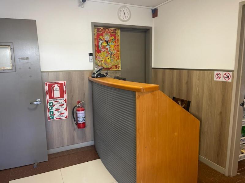 Conway Motel Manukau Окленд Экстерьер фото