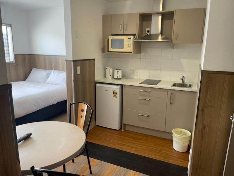 Conway Motel Manukau Окленд Экстерьер фото