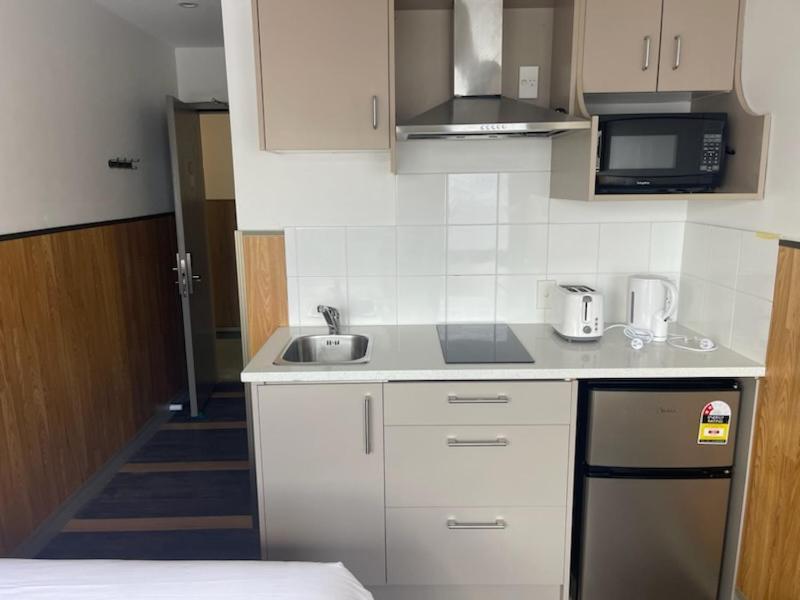 Conway Motel Manukau Окленд Экстерьер фото